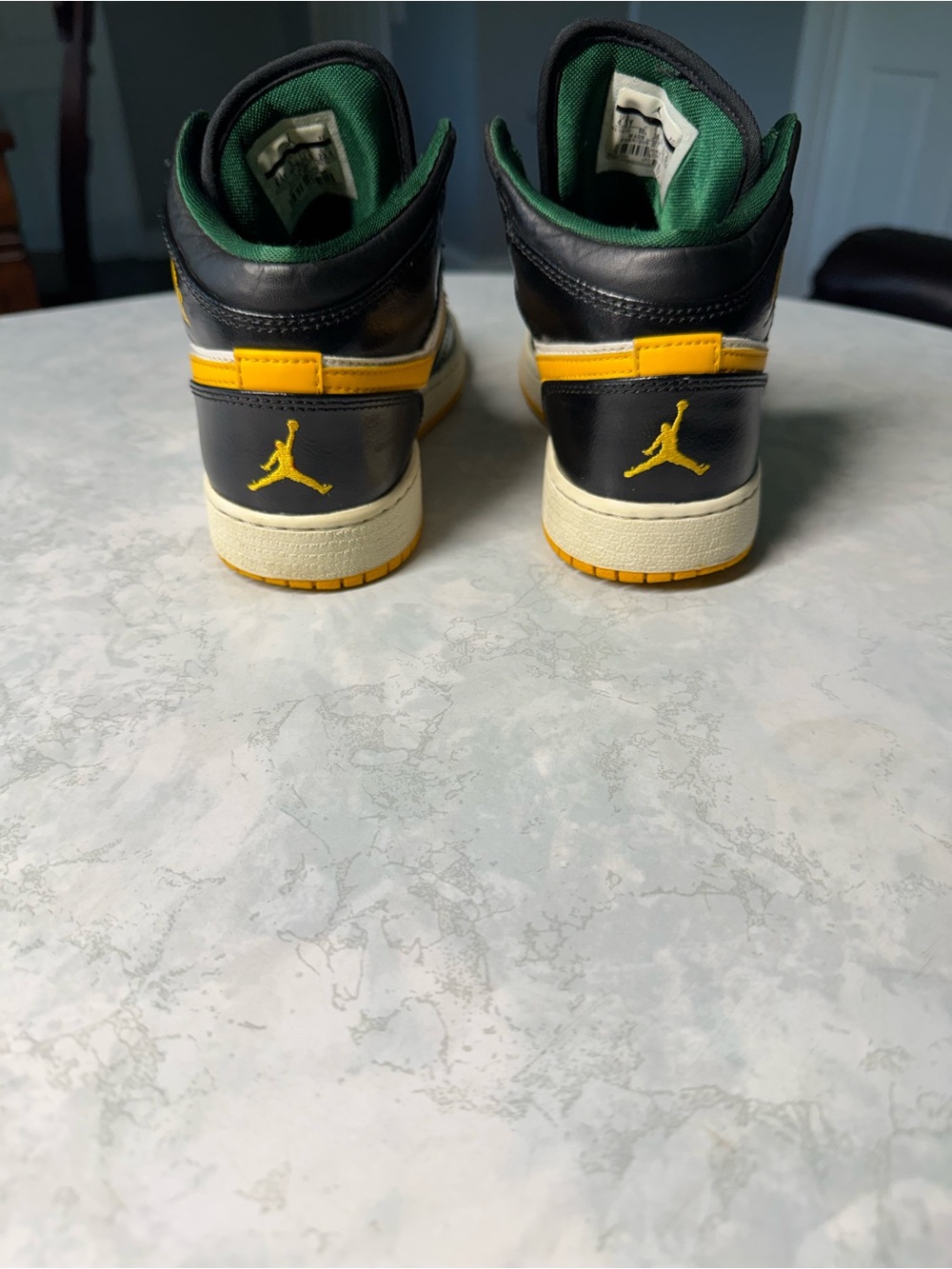 Jordan 1 Mid Retro Seattle Super Sonic - Picture 4 of 5
